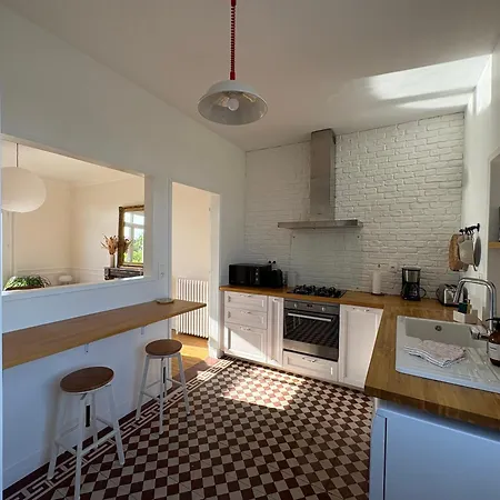 Hébergement de vacances Maison 1930 Rénovée - Centre Et Gare à Pied *